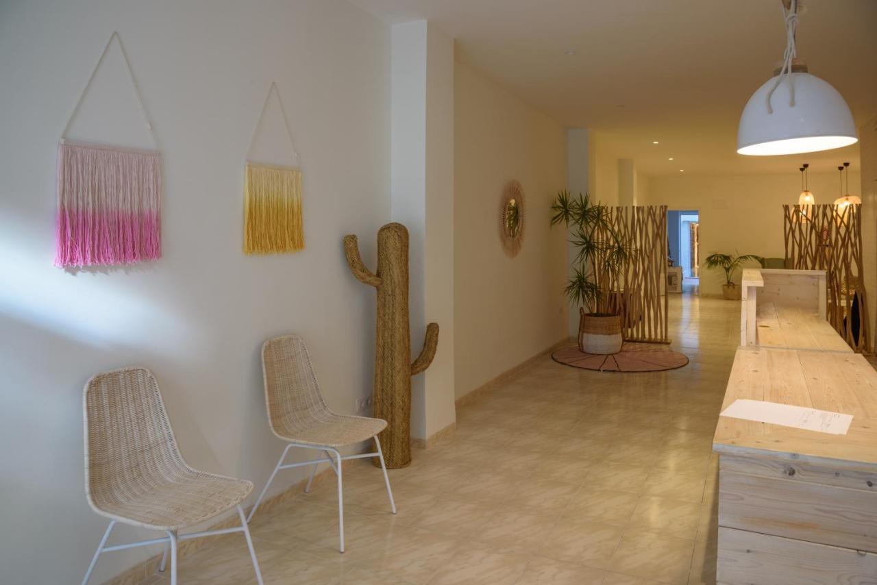 Hostal Beni Benicassim Exterior photo